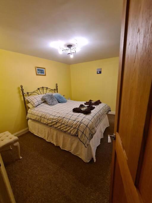 Beach Retreat Village Centre Location 샬돈 외부 사진