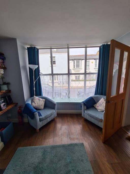 Beach Retreat Village Centre Location 샬돈 외부 사진