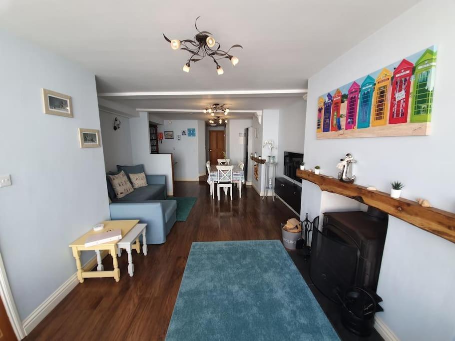 Beach Retreat Village Centre Location 샬돈 외부 사진